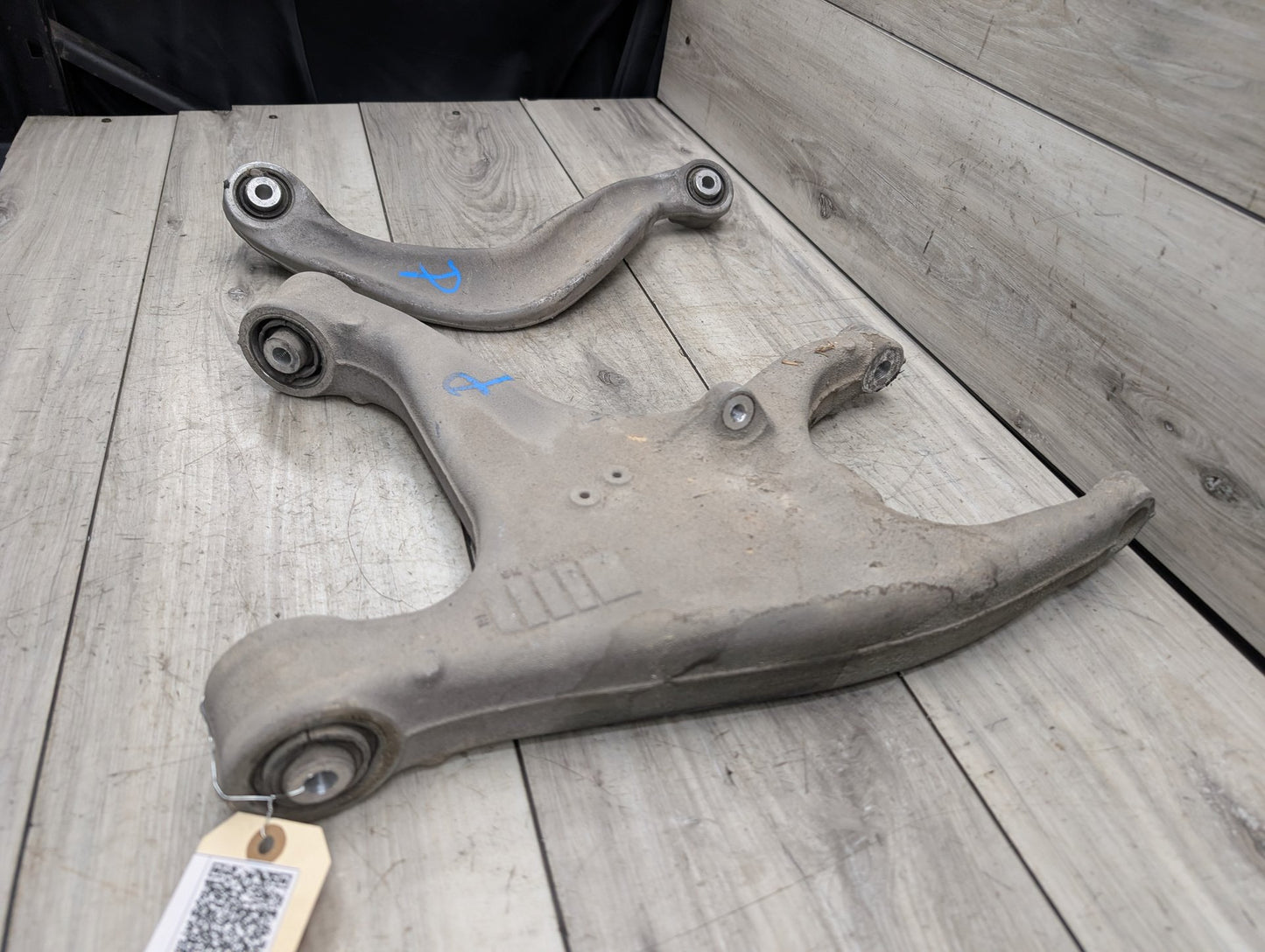 2008 - 2017 Audi S5 8T Rear Right Passenger Control Arms SET 8K0505324H