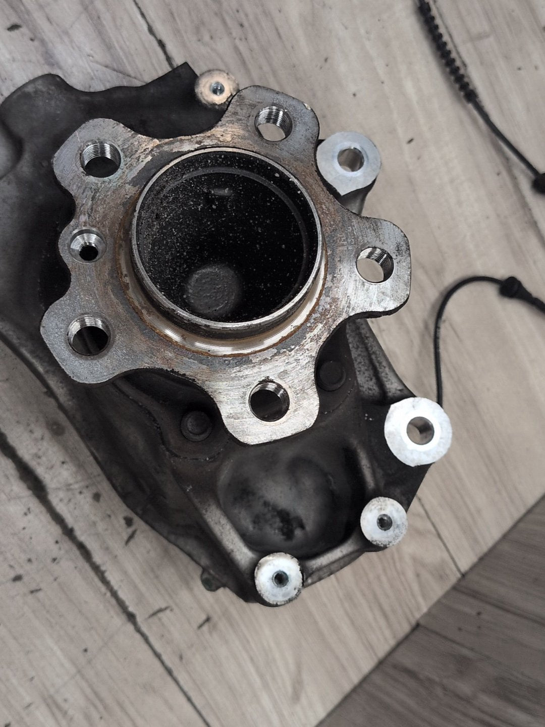 19-25 OEM BMW G20 G22 G23 FRONT Right Passenger Hub Spindle Knuckle Bearing RWD