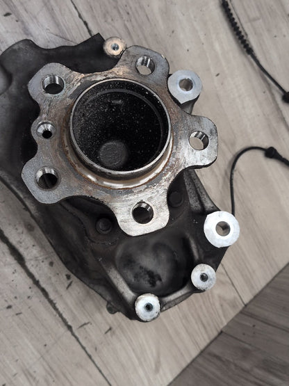 19-25 OEM BMW G20 G22 G23 FRONT Right Passenger Hub Spindle Knuckle Bearing RWD