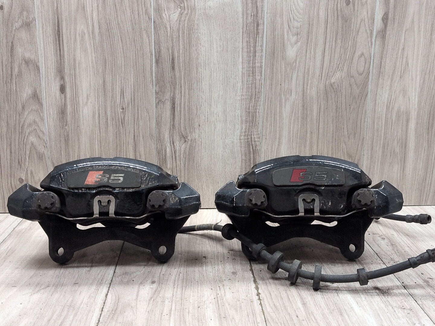 2008 - 2017 Audi S5 8T Front Left Right Brake Caliper SET