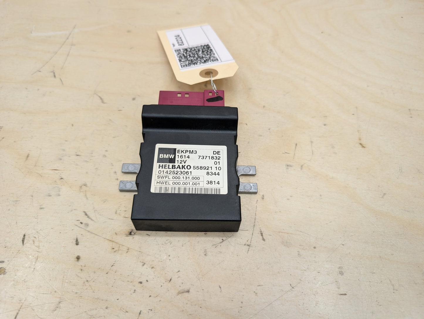 OEM BMW F02 F10 F22 F30 F36 N20 N55 Helbako Fuel Pump Relay Control Module EKPM3