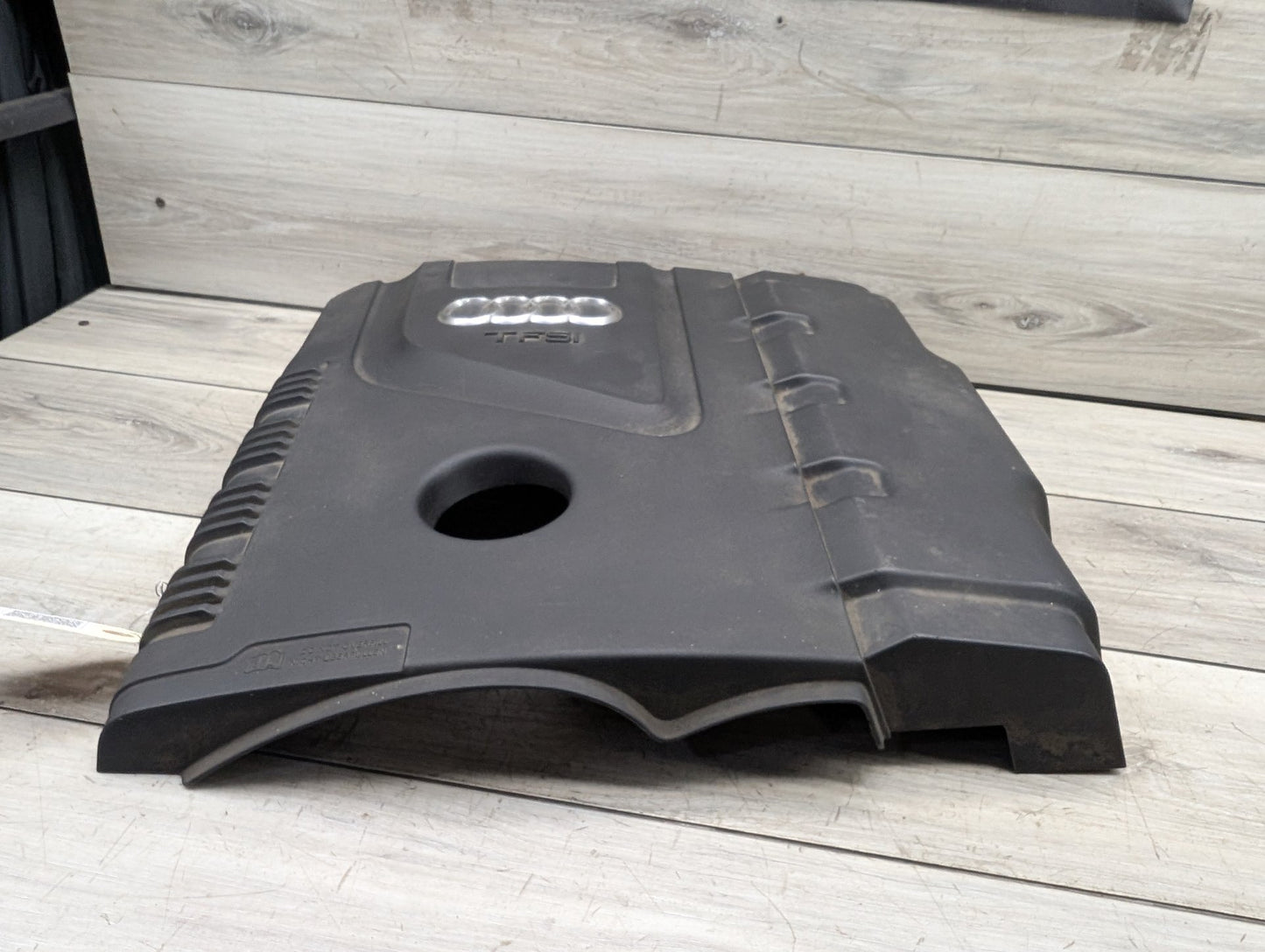 2009 - 2017 Audi Q5 8R Engine Cover 06J103925BR EA888
