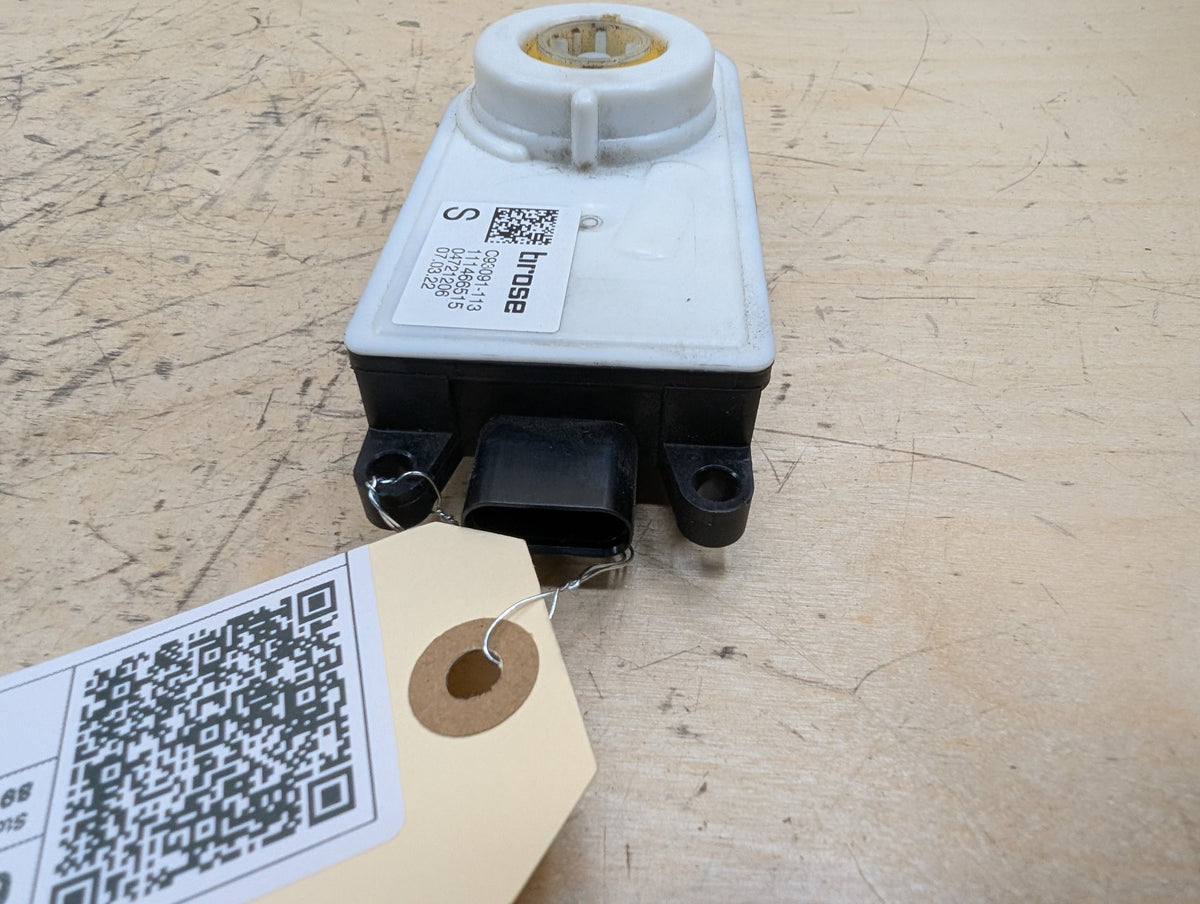 OEM BMW G30 530 540 M550 G12 740 750 M760 Upper Grille Air Flap Motor Actuator