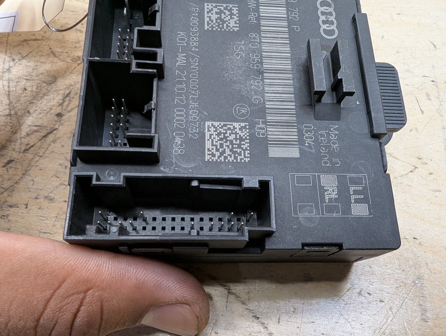 13-17 OEM AUDI A4 A5 S4 S5 Front Left Driver Door Locking Control Module