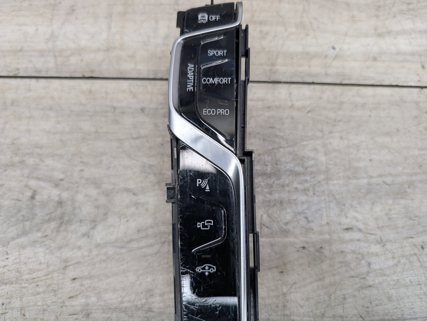2016-2022 BMW 750Li G12 Operating Traction Switch 9391038