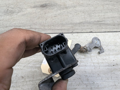 2007-2013 BMW 328i E93 Suspension Height Level Sensor 6784694