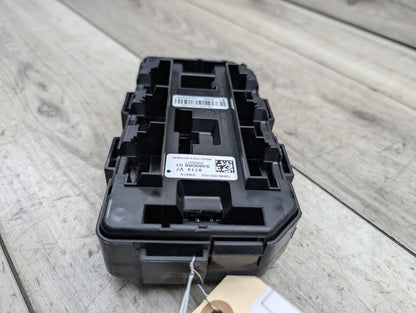 2012-2018 BMW 340i F30 Front Power Distribution Fuse Box 9389068