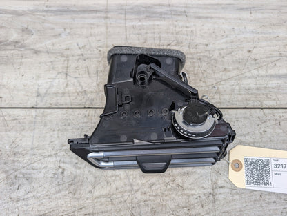 OEM BMW F95 F96 G05 G06 G07 X5 X7 PRE-LCI Right Passenger Fresh Air AC Vent