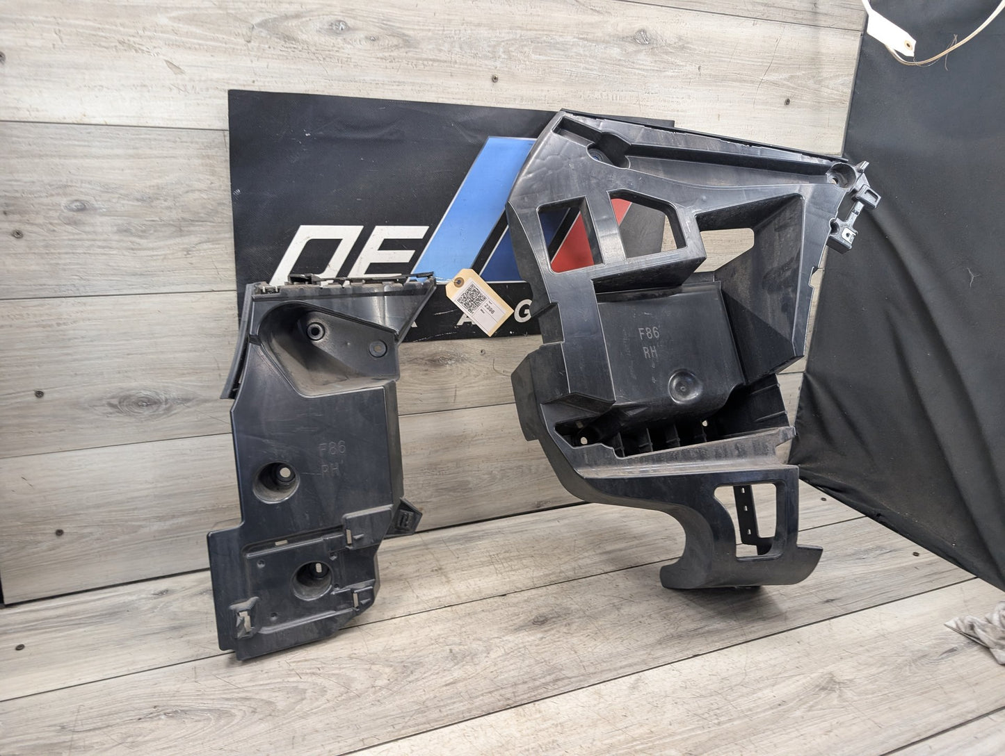 15-18 OEM BMW F86 X6M Rear Right Passenger Bumper Support Brackets Mounts Guides