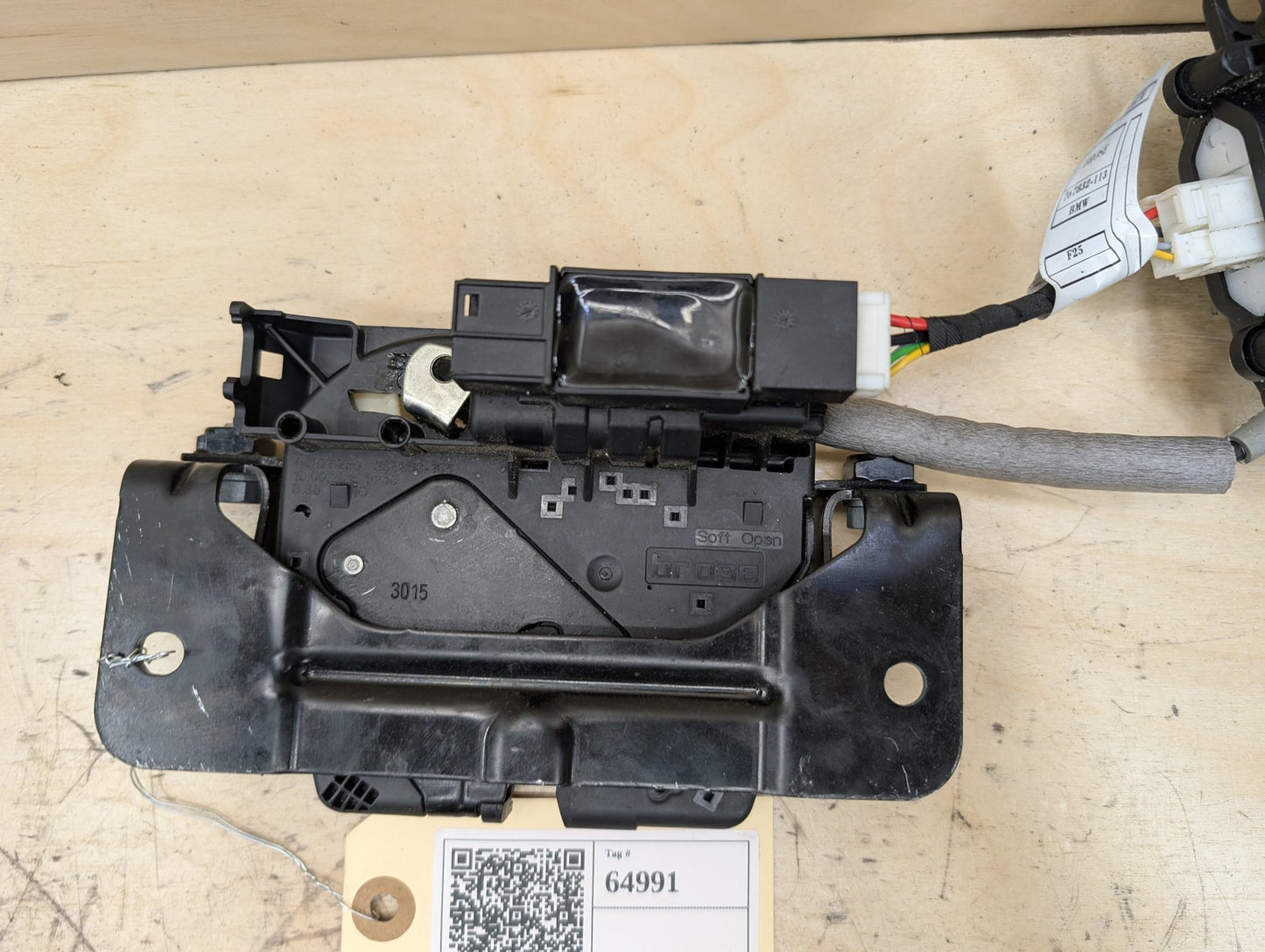 OEM BMW F36 428 430 435 440 Trunk Liftgate Hatchback Power Lock Latch Actuator