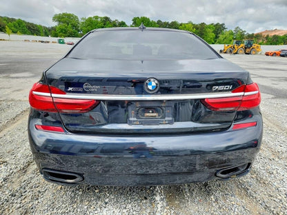 2018 BMW 750i G12