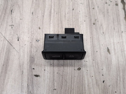 2015-2018 Audi Q3 8U Liftgate Trunk Lid Lock Unlock Switch 4G0959831B OEM
