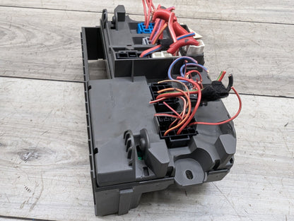 2007 - 2013 BMW X5 E70 Front Power Distribution Fuse Box 9145115 N62B48B
