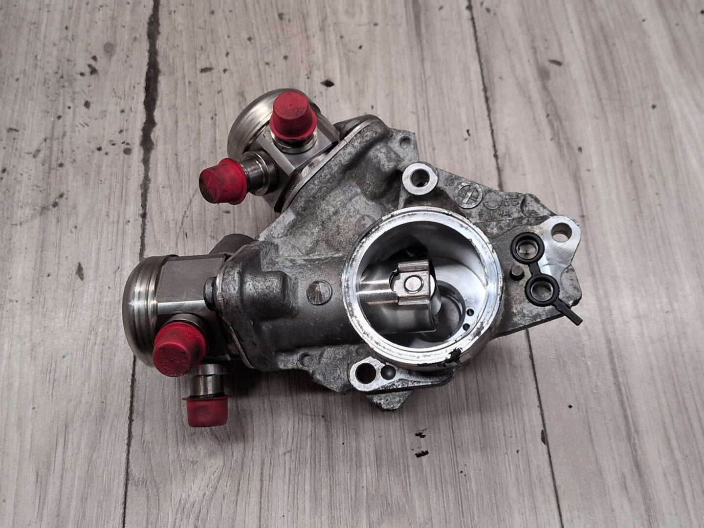 *2009-2012 Mercedes-Benz W212 E550 M278 Engine Motor HPFP High Pressure Fuel Pump A2780700330