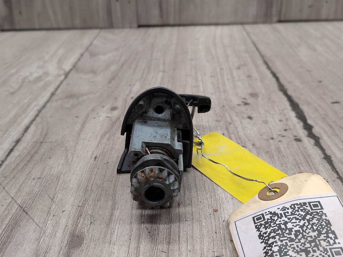 OEM BMW F33 F83 M4 Left Driver Door Lock Cylinder Mechanism w/ Key