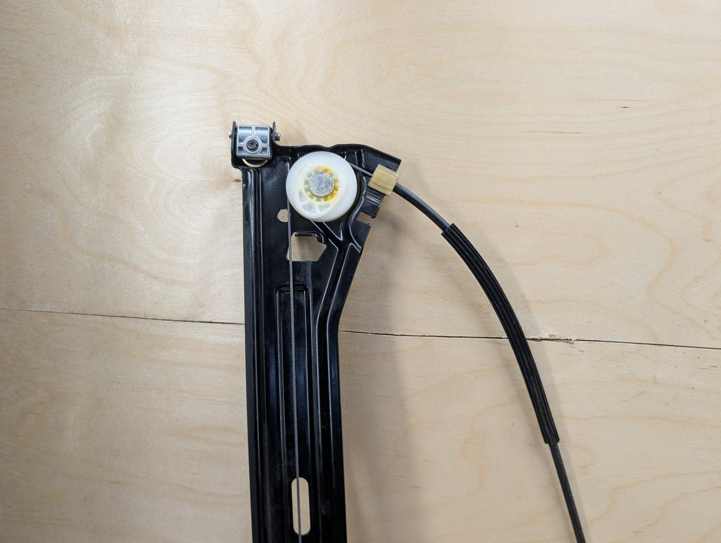 2011-2017 Audi RS5 8T Front Right Passenger Door Window Glass Regulator w/ Motor 8T0837462C