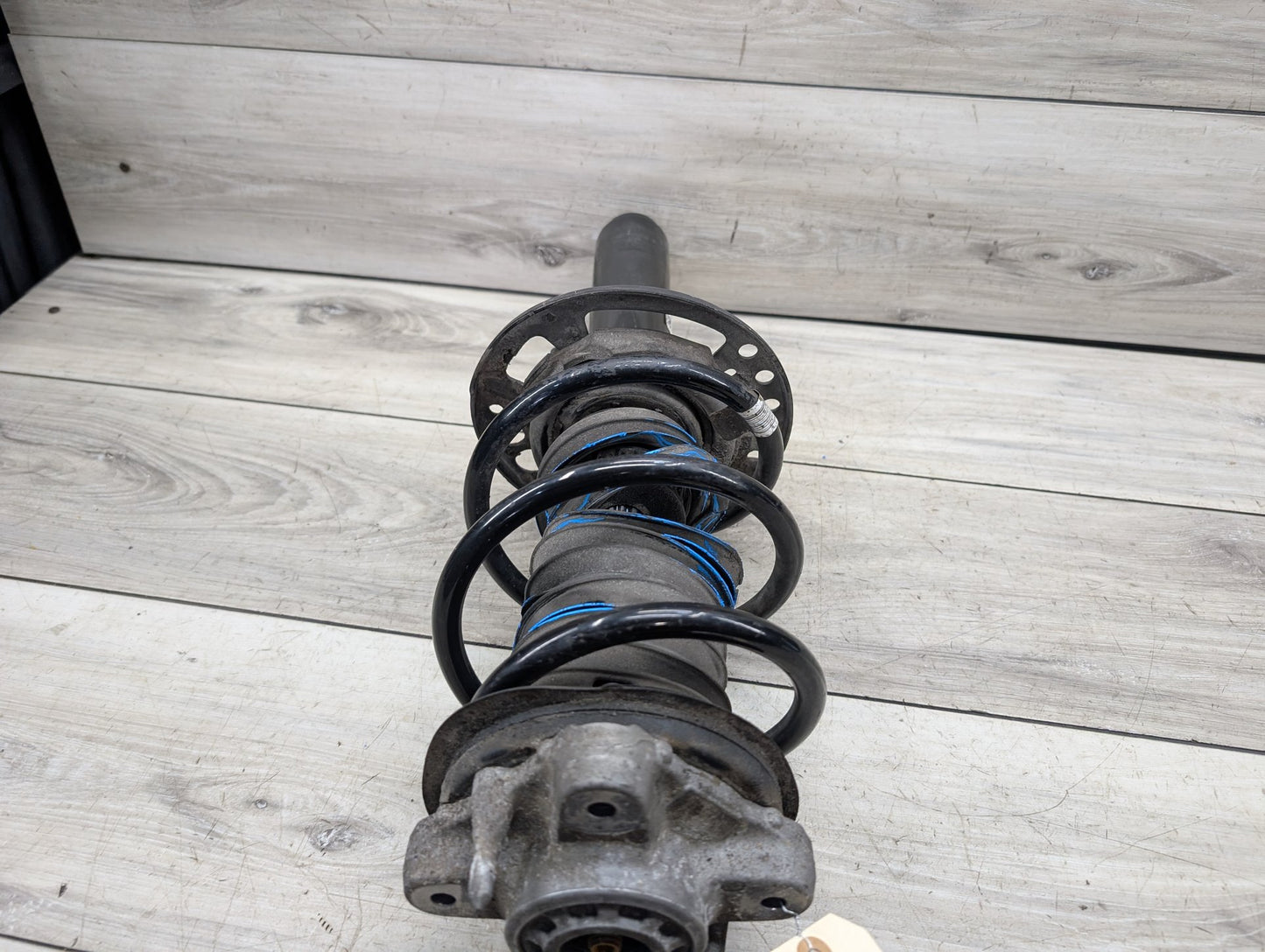 19-25 OEM BMW G20 330iX AWD Front Right Passenger Spring Strut Shock Absorber