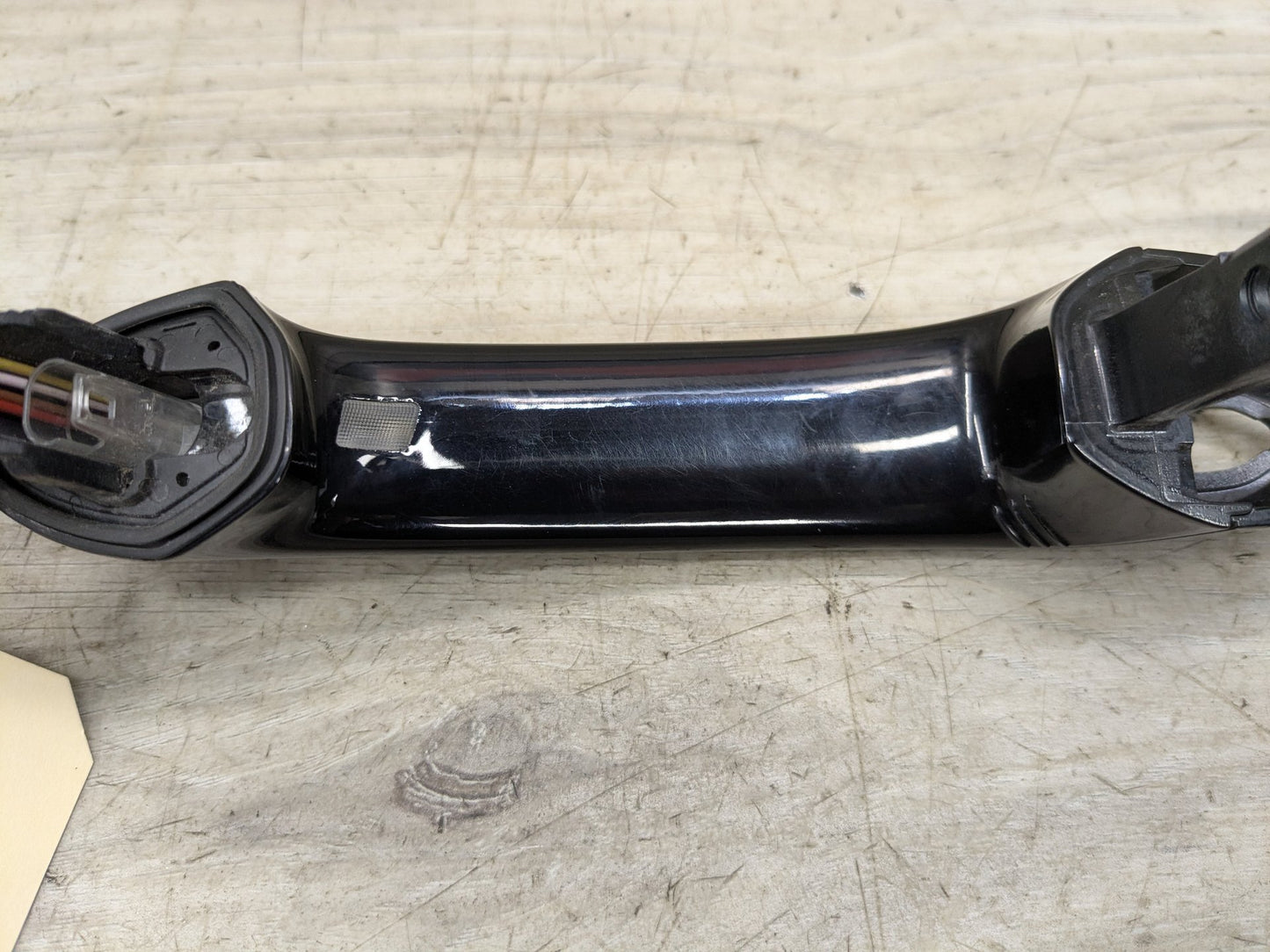 2019 - 2026 BMW 330i G20 Front Left Driver Exterior Door Handle w/ Comfort Access 9463337 B46B20O1