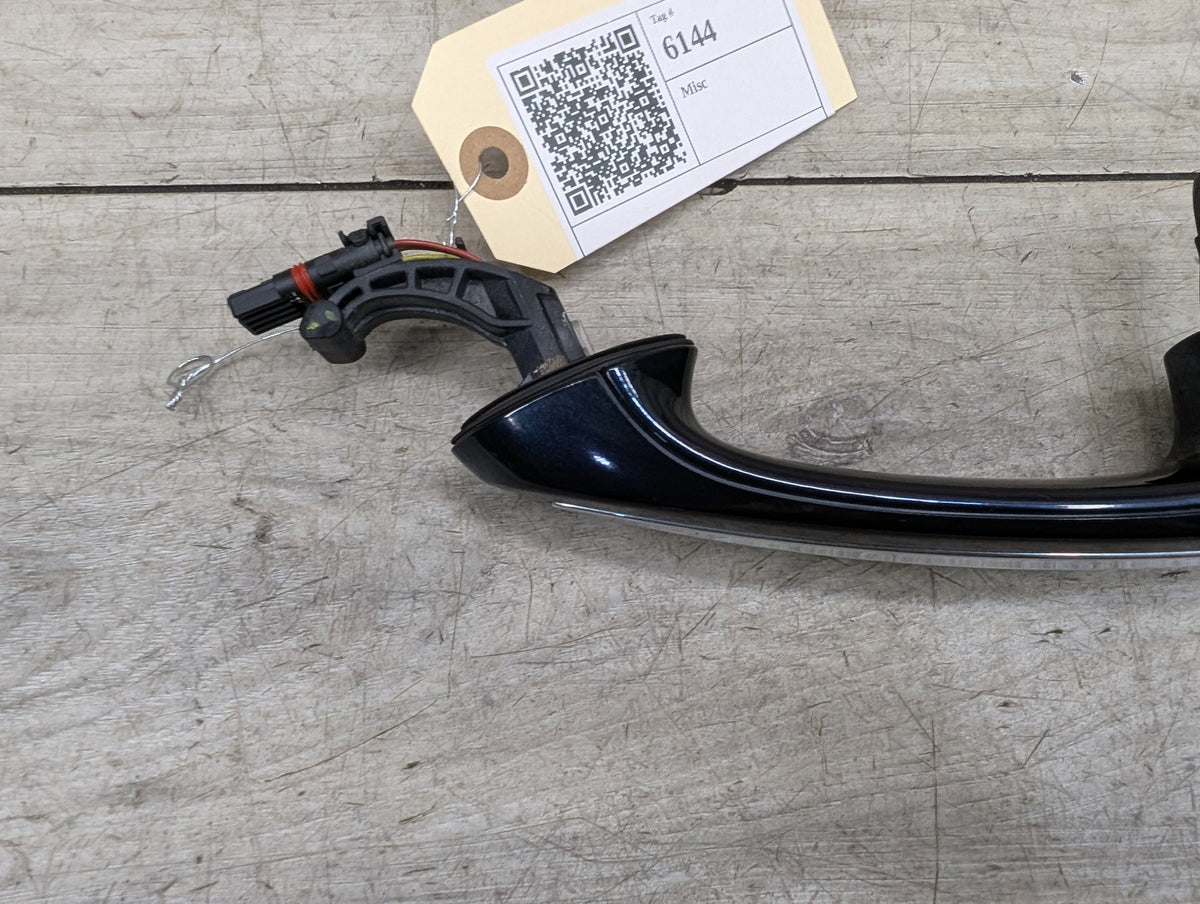 OEM BMW G20 330 M340 G30 530 540 M550 REAR Left Driver Door Handle COMFORT Black