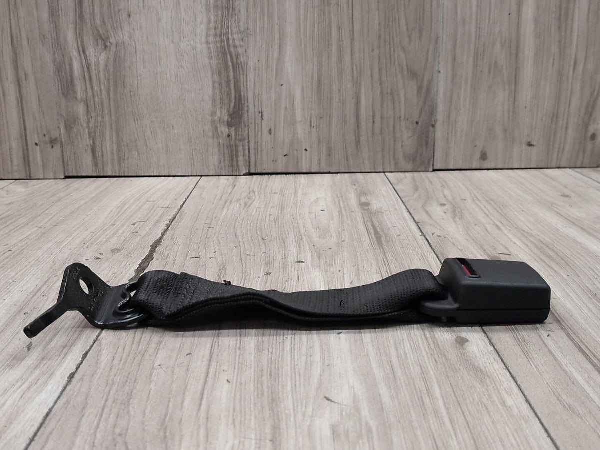 17-23 OEM BMW G30 530 F90 M5 Sedan Rear Left 2nd Row Center Seat Belt Buckle