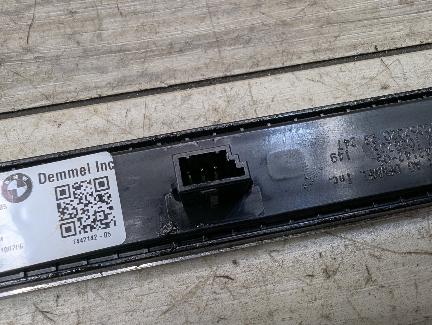 2019-2026 BMW X5 G05 Front Left or Right Scuff Plate Door Sill 7442142