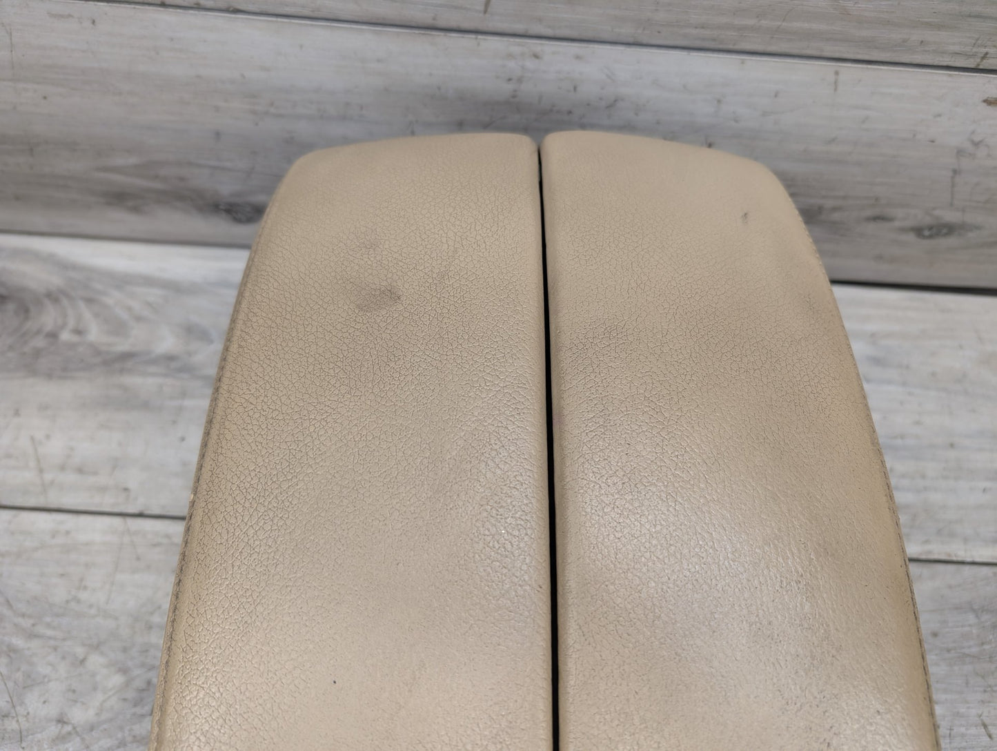 2007-2013 BMW X5 E70 Center Console Armrest Arm Rest 9115083