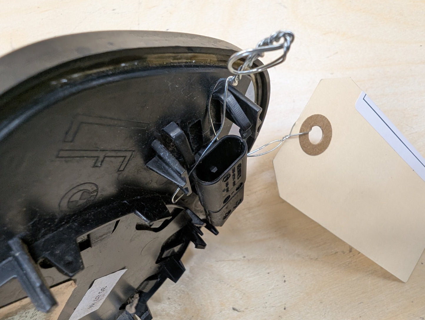2007-2013 BMW 335i E93 Front Left Driver Side Mirror Glass 7144309