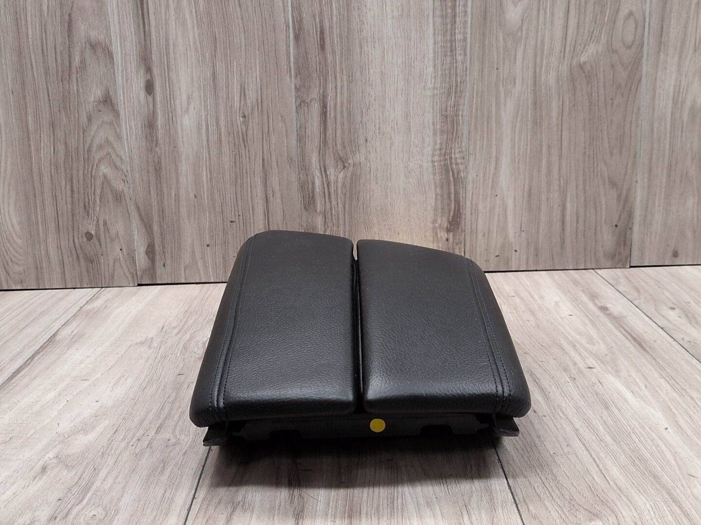 2011-2016 BMW 535i F10 Center Console Armrest Arm Rest 9216865