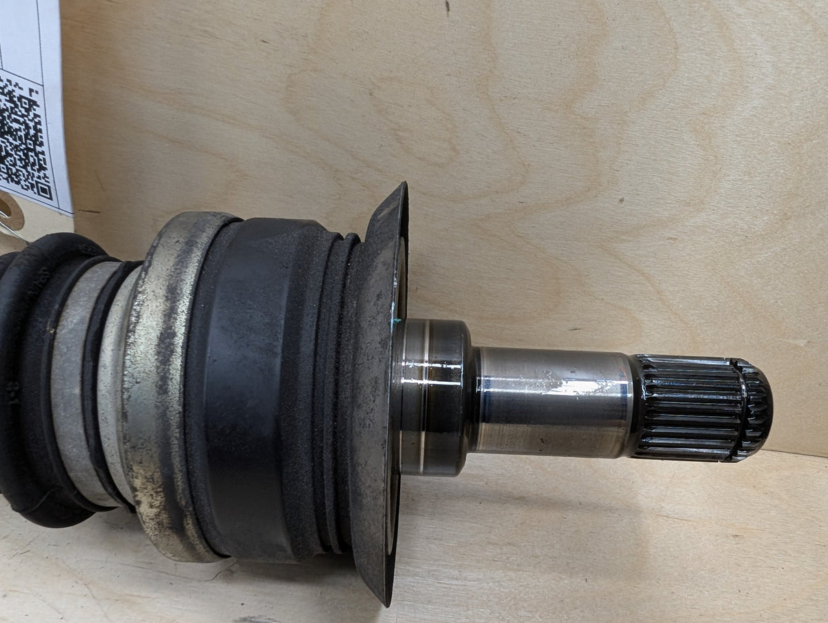 2010-2017 BMW 535i GT xDrive F07 Rear Right Passenger Half Shaft Output CV Axle 7577508 OEM