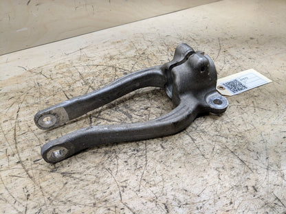 2016-2019 BMW 750i G12 Front Right Spring Strut Shock Absorber Bracket 6861200