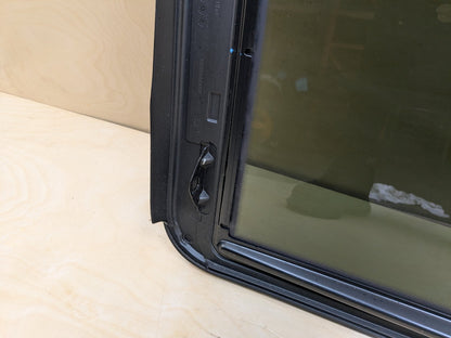 2019 - 2026 BMW 330i G20 Front Sunroof Sun Roof Glass 8737865 B46B20O1