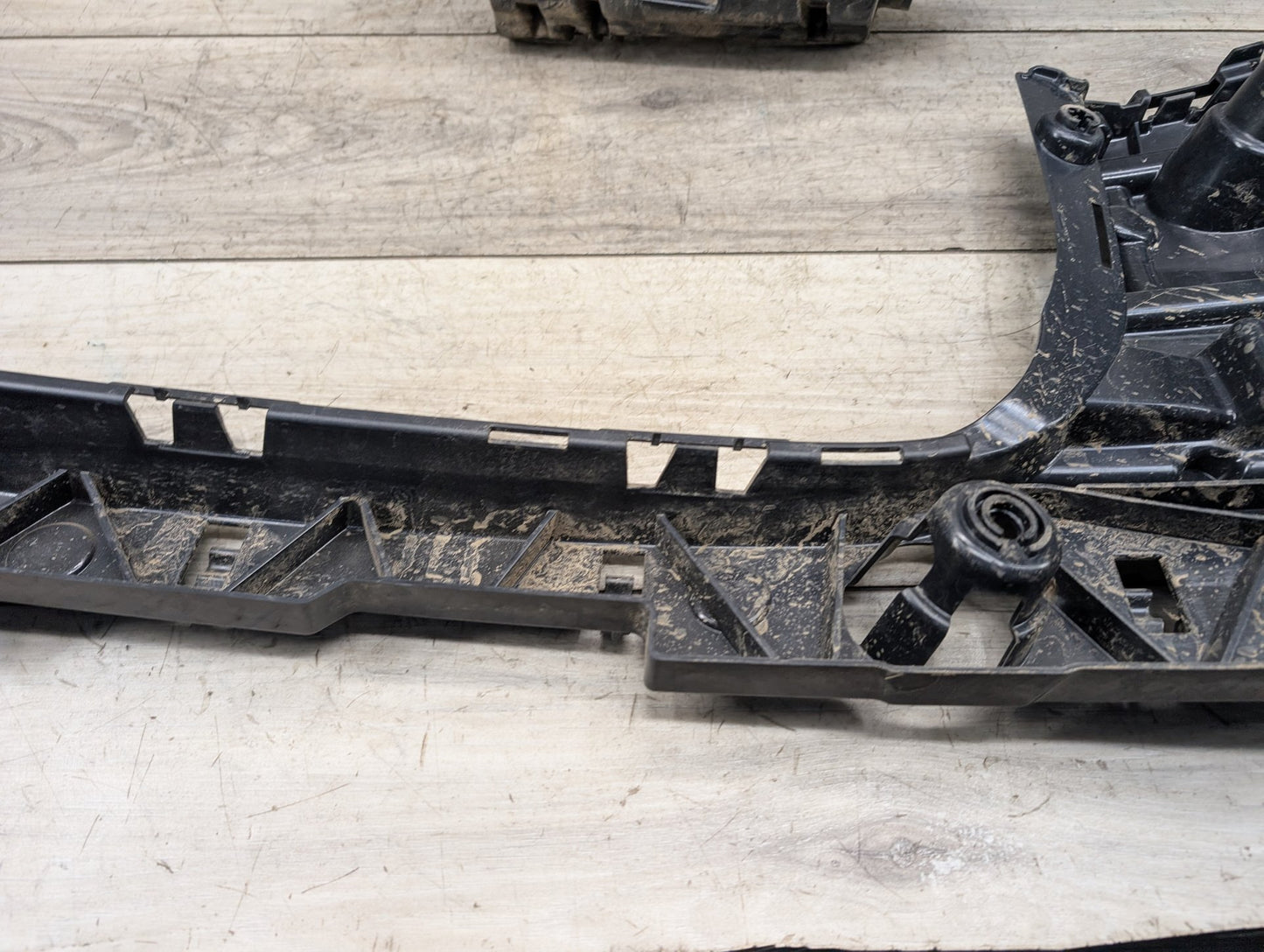 2018 - 2024 BMW X3 G01 Rear Left Driver Bumper Support Brackets SET 7400665 B46B20O1