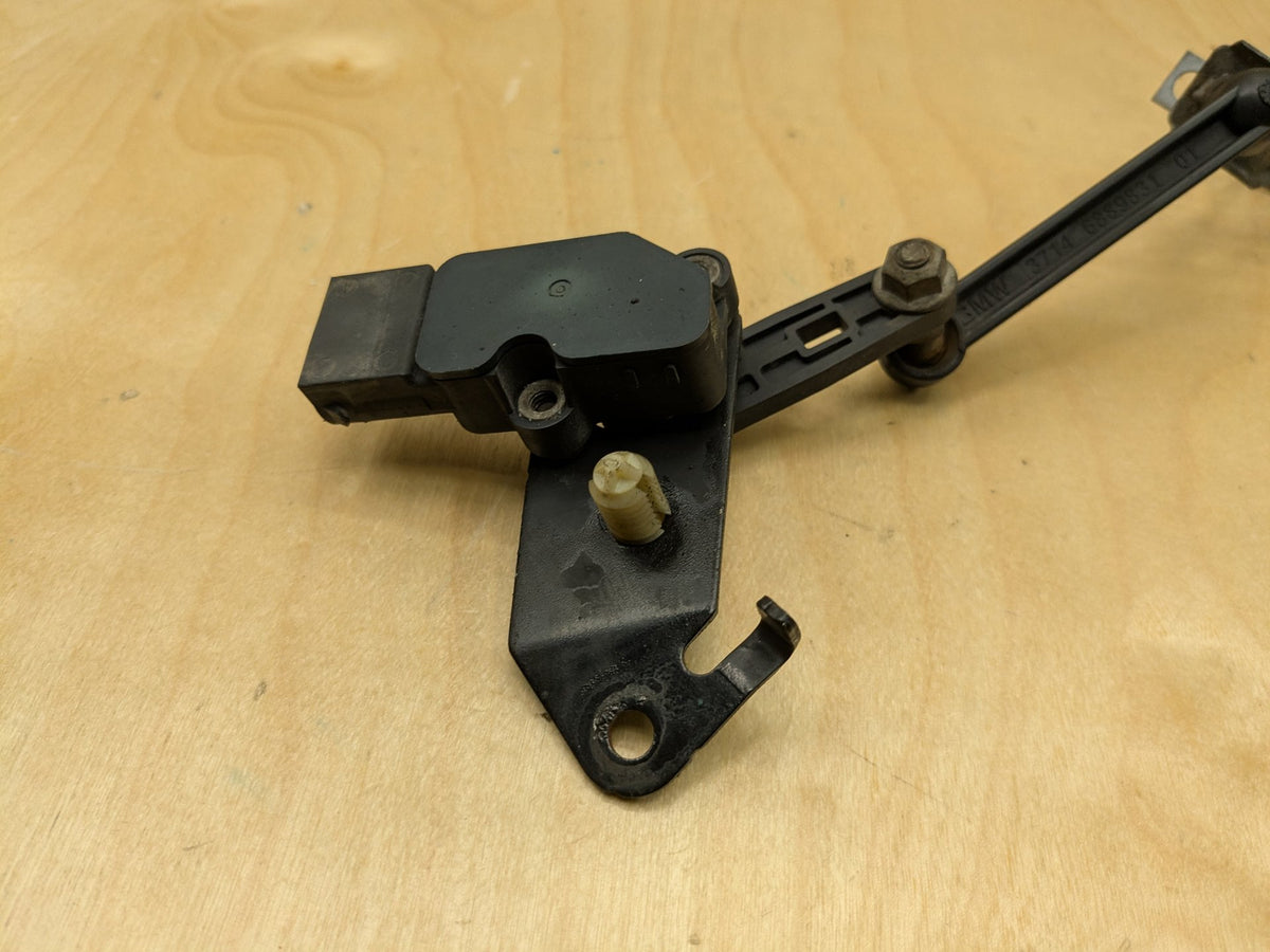 2018-2025 BMW X3 G01 Suspension Height Level Sensor 6870200 OEM