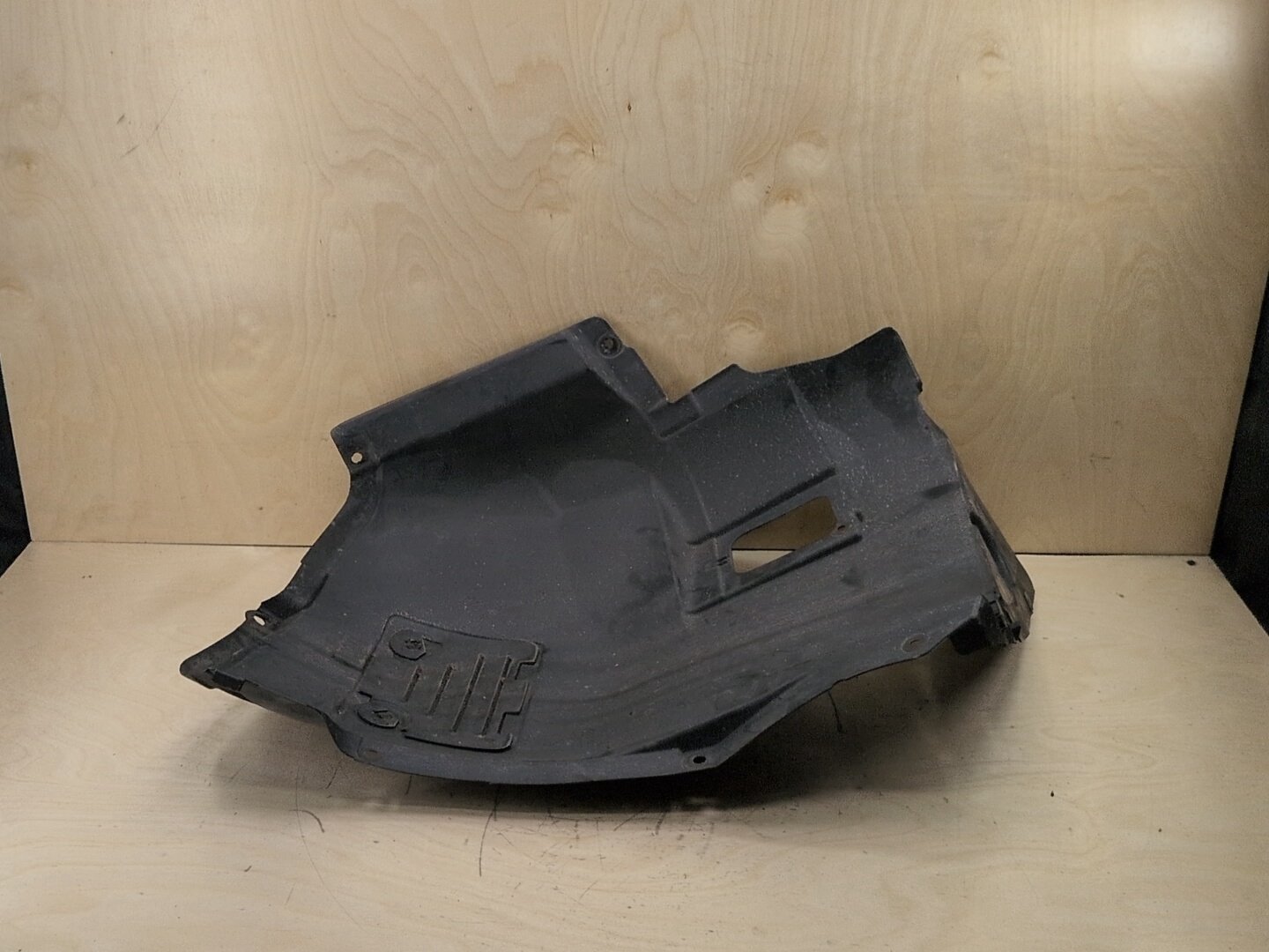 09-11 OEM BMW E90 328 335 LCI Front Left Driver Fender Liner Wheel Splash Shield