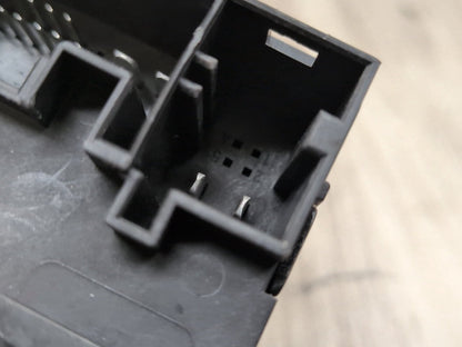 10-13 OEM AUDI A4 S4 S5 Front Left or Right Window Control Module