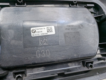 2017-2023 BMW 530i G30 Gas Cover Assembly 7387939