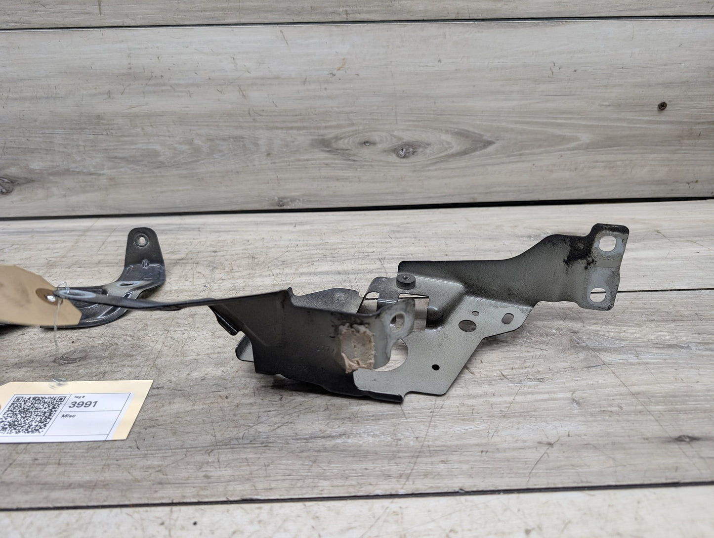 19-23 OEM BMW G20 330 M340 Front Right Passenger Side Fender Holder Bracket SET