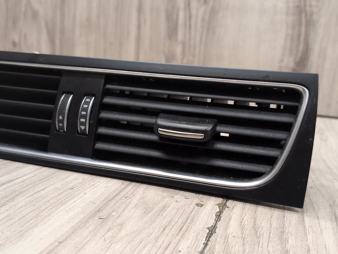 2016 Audi S5 8T Dashboard Dash Board Middle Center Air Vent 8T1820951E CTUB
