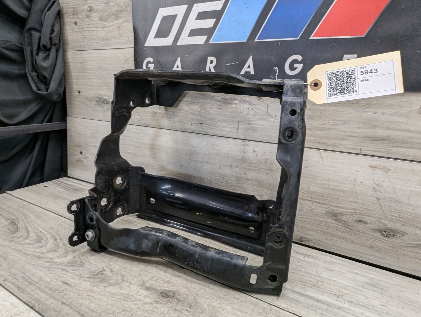 OEM BMW F90 F93 G12 G16 G30 M5 M8 Front Left Driver Radiator Support Bracket