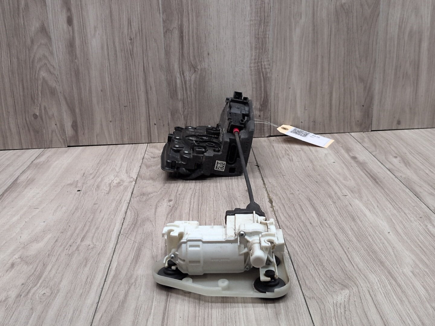 2019 - 2026 BMW X5 G05 Front Left Driver Door Latch Lock Actuator 7477705 N63B44M3