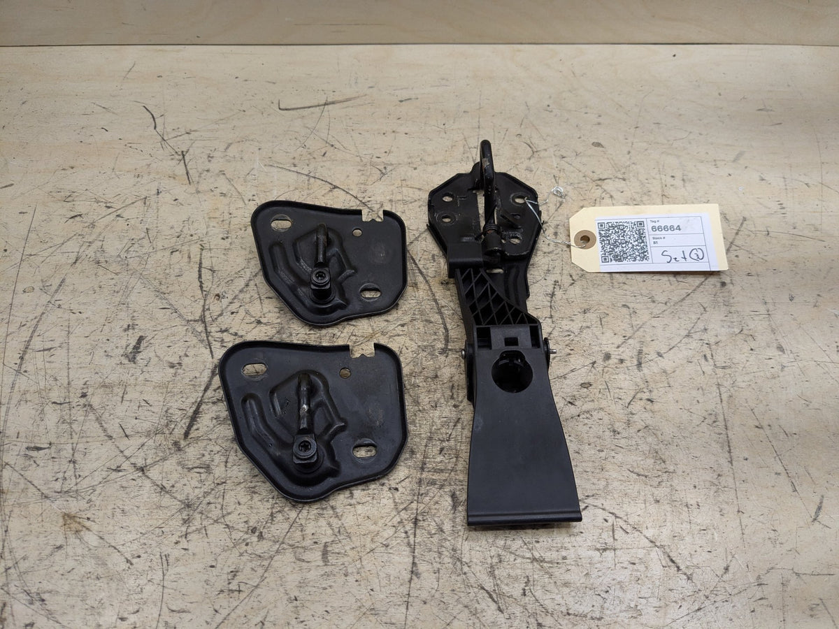 2012-2018 Audi A6 C7 Hood Bonnet Safety Lock Latches SET 4G0823186 OEM