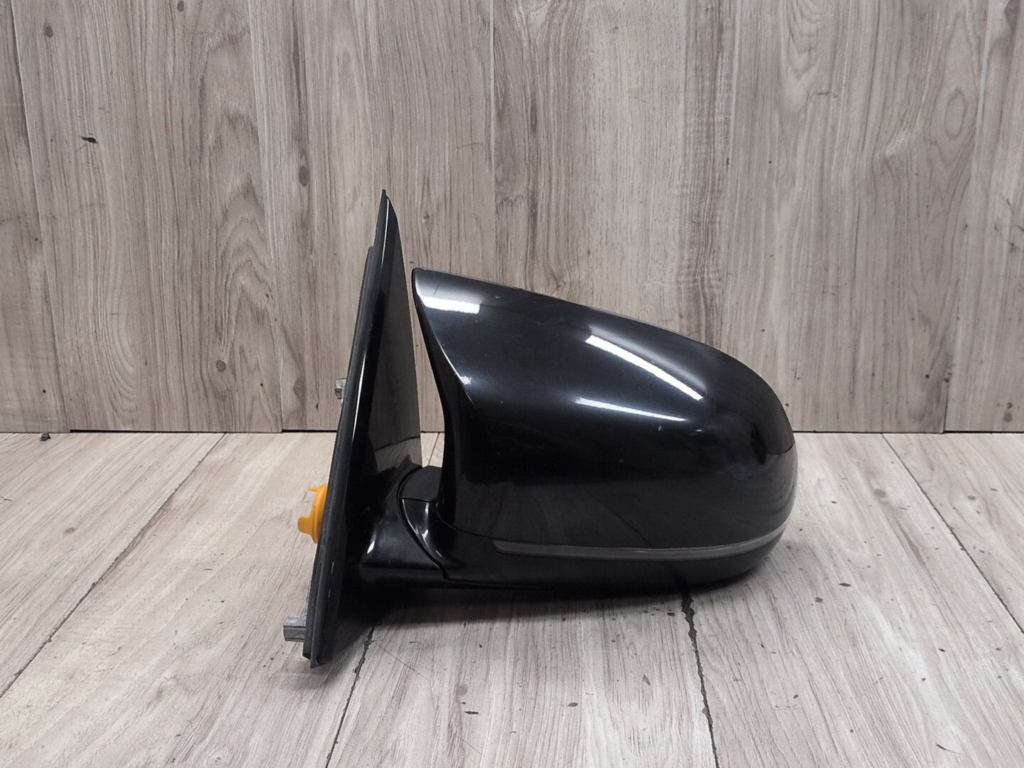 2015-2018 BMW X5 F85 Front Left Driver Side Mirror Assembly 8061703