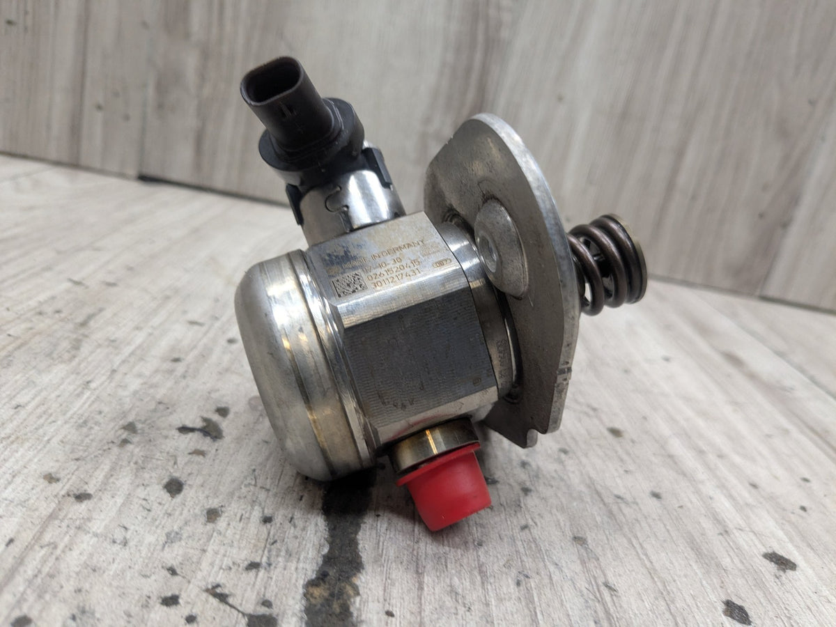 16-20 OEM BMW G11 G12 750 G30 M550 Engine N63R HPFP High Pressure Fuel Pump 5-8
