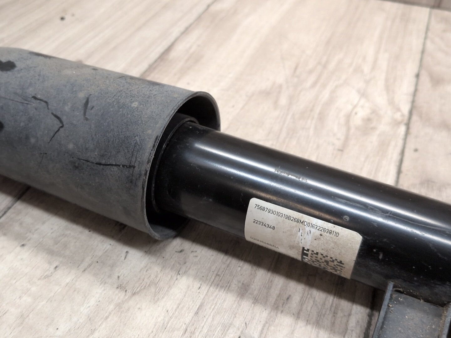 OEM BMW G20 330i Rear Left Right Driver Passenger Strut Shock Absorber SET