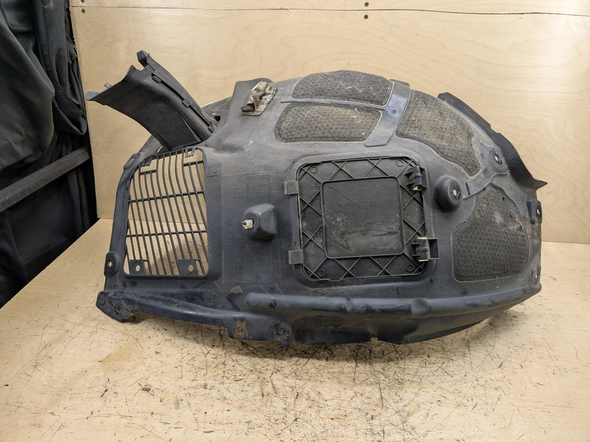 16-19 OEM BMW G11 G12 740 750 Front Left Driver Fender Liner Wheel Splash Shield