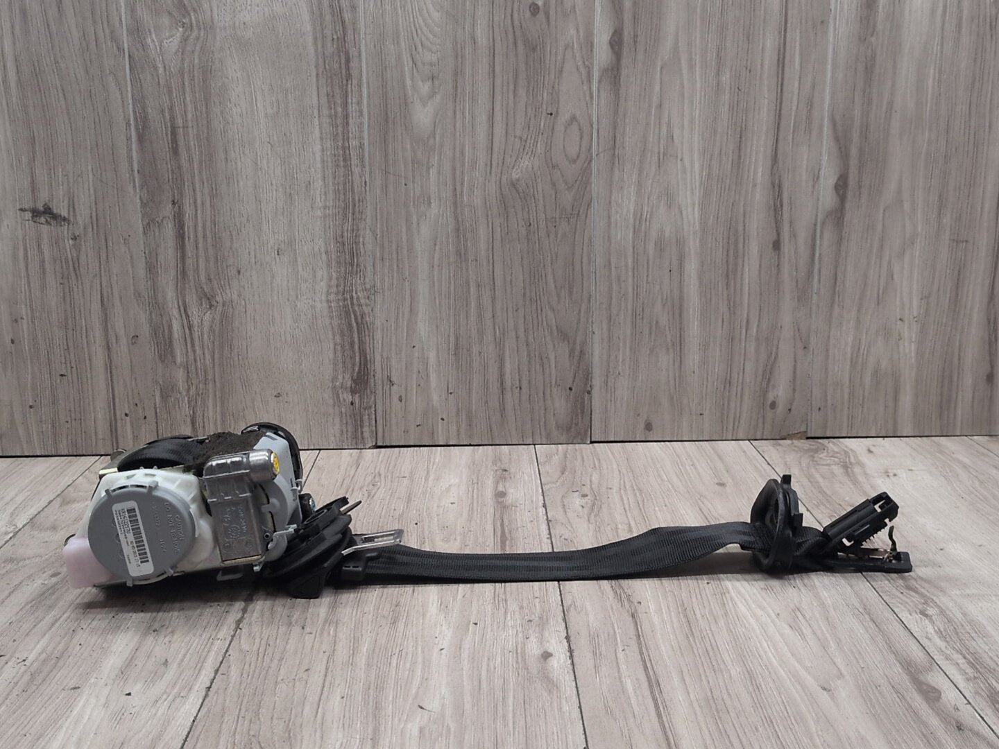 2015-2018 Audi Q3 8U Front Right Passenger Seatbelt Seat Belt Retractor 3066322