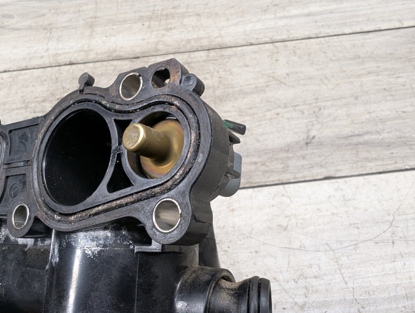 2009 - 2017 Audi Q5 8R Engine Motor Cooling Auxiliary Water Pump 06H121026DD EA888