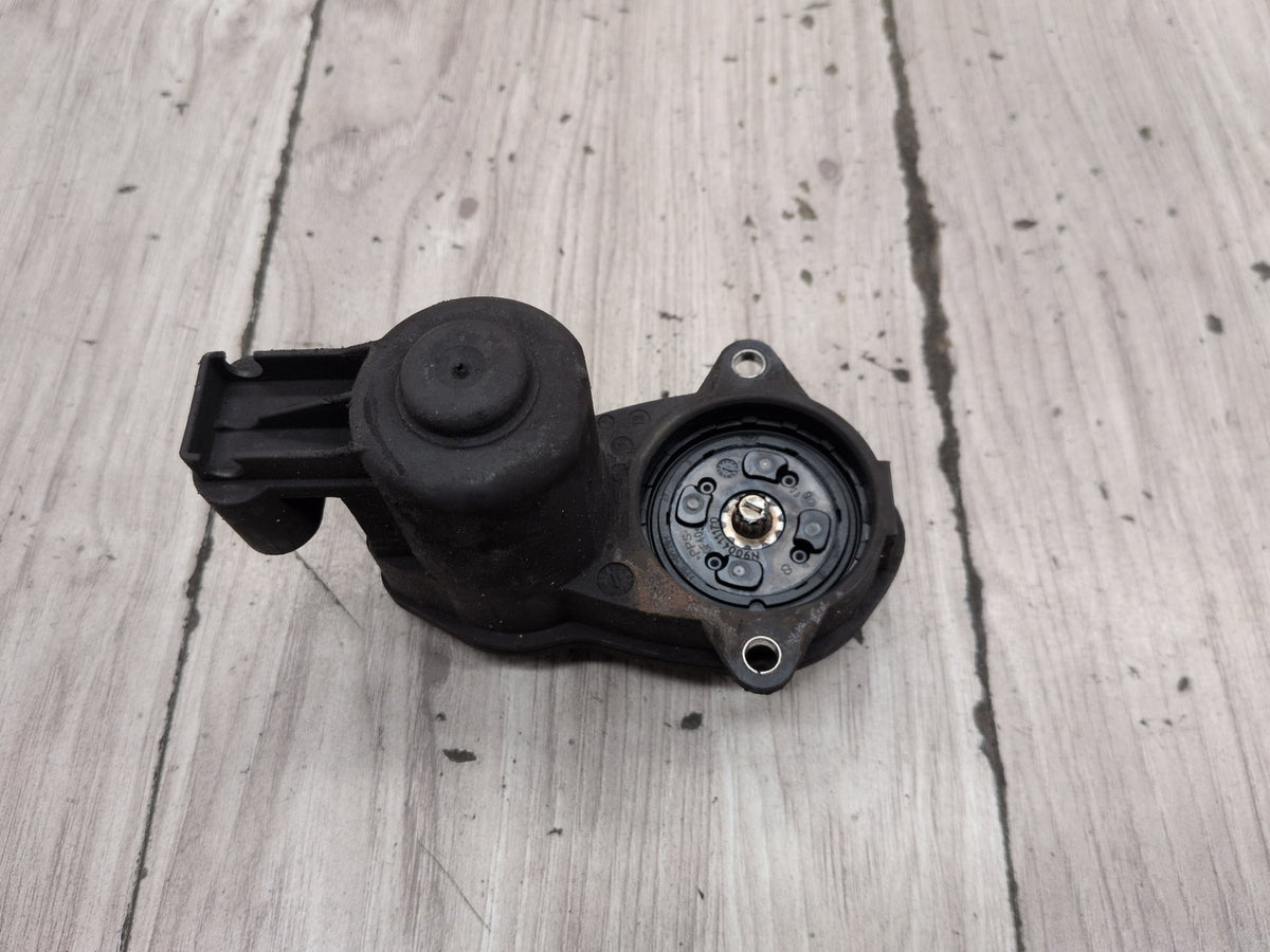 2011-2016 BMW M5 F10 Rear Left or Right Brake Caliper Actuator 6794618 OEM