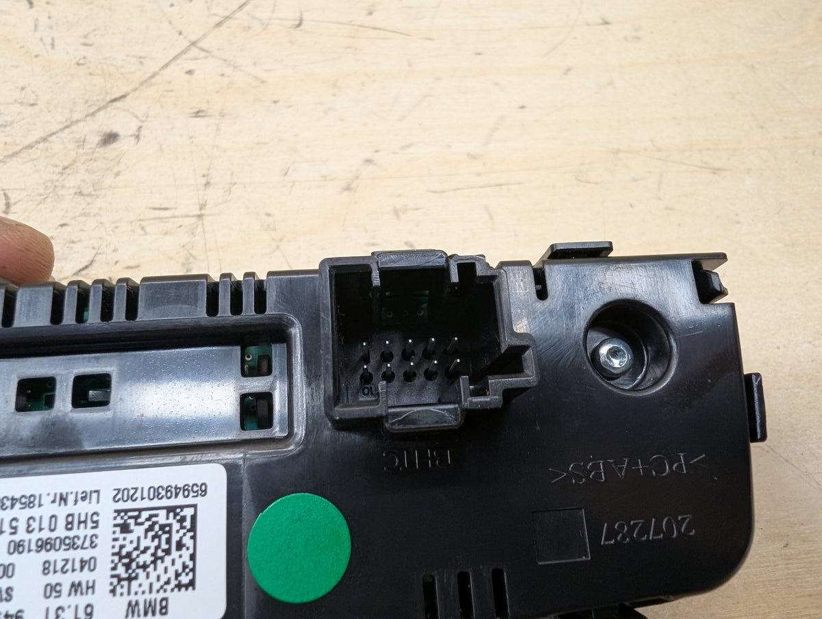 OEM BMW G20 G22 G23 G26 G80 G82 G83 Rear AC Air Climate Control Switch Module
