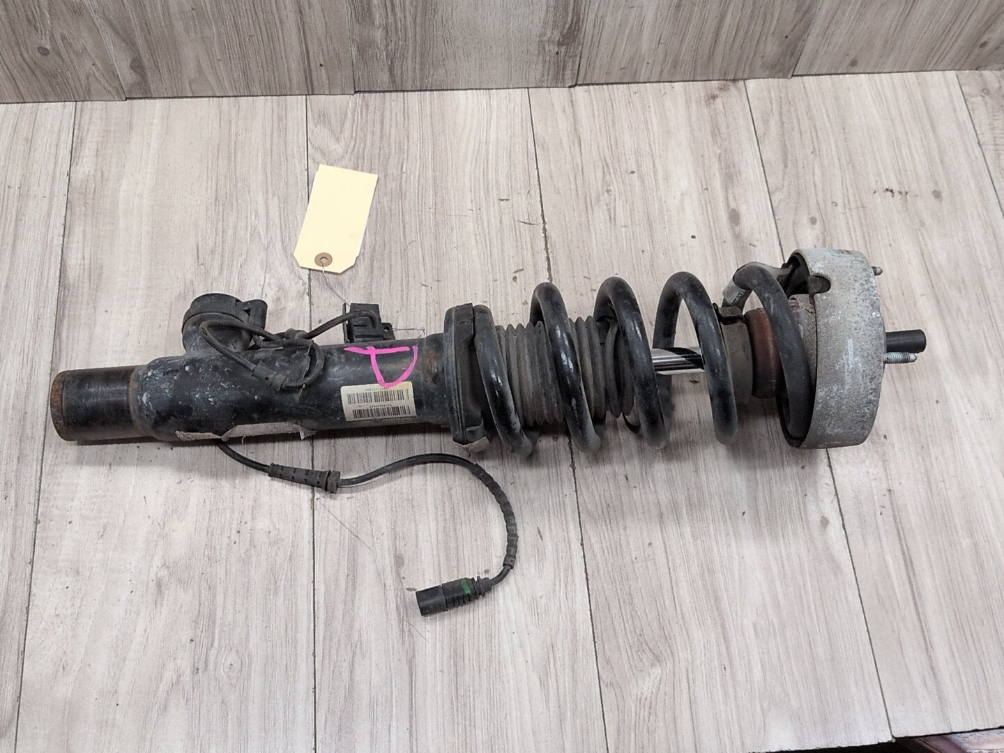 OEM BMW F85 F86 X5M X6M Front Right Passenger Strut Shock Absorber Spring VDC